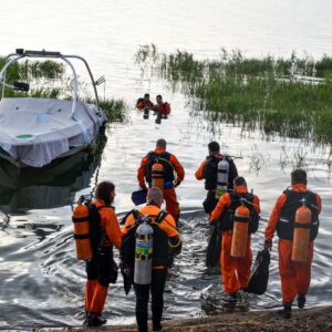 ZAKA water rescue team entering the water